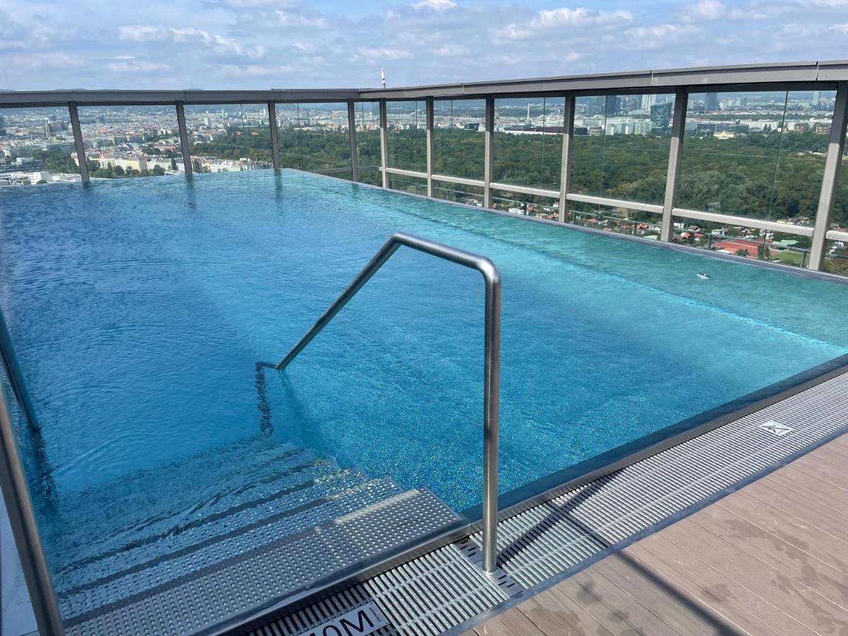 וינה Sunrise Above Sky With Rooftop Pool מראה חיצוני תמונה